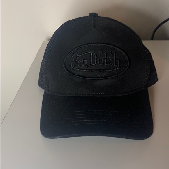 Black Von Dutch Trucker Hat 